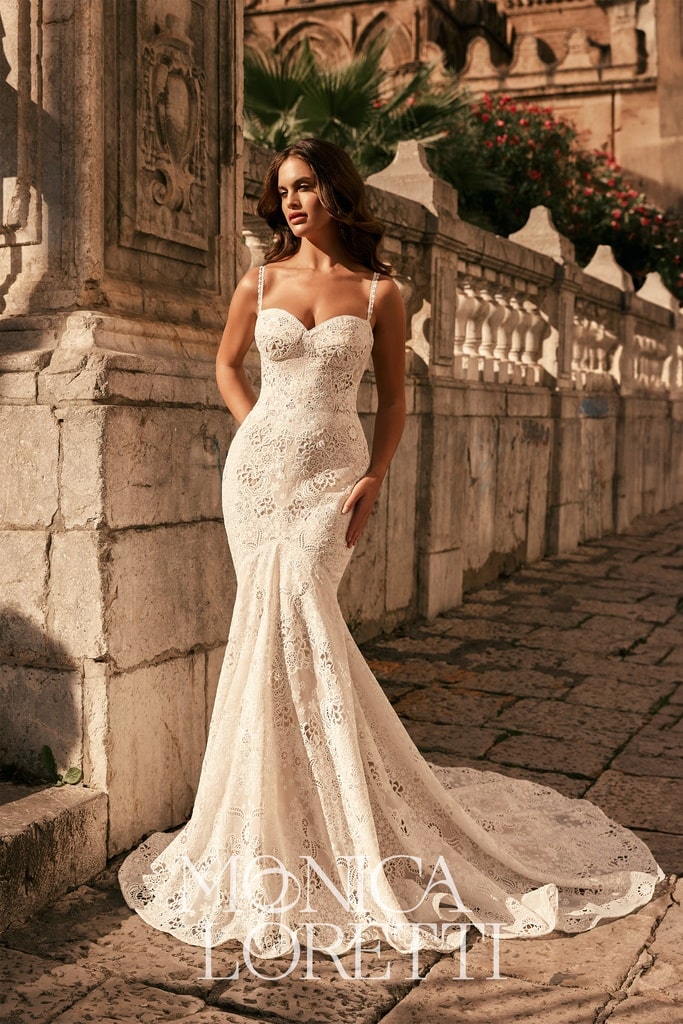 monica loretti_brautatelier ried_8332_brautkleid_fit_and_flair_boho_all_over_spitze_vorne _ganz-min monica loretti_brautatelier ried_8332_brautkleid_fit_and_flair_boho_all_over_spitze_vorne _ganz-min