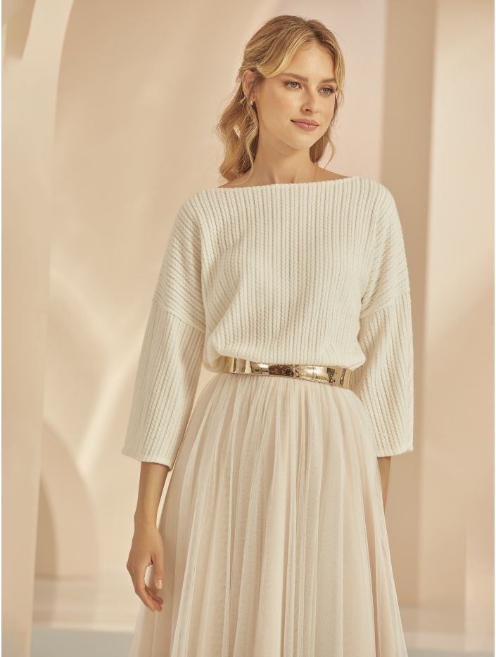 bianco evento-brautatelier ried-e342-pullover-mit rippoptik-ivory-vorne-1-min bianco evento-brautatelier ried-e342-pullover-mit rippoptik-ivory-vorne-1-min