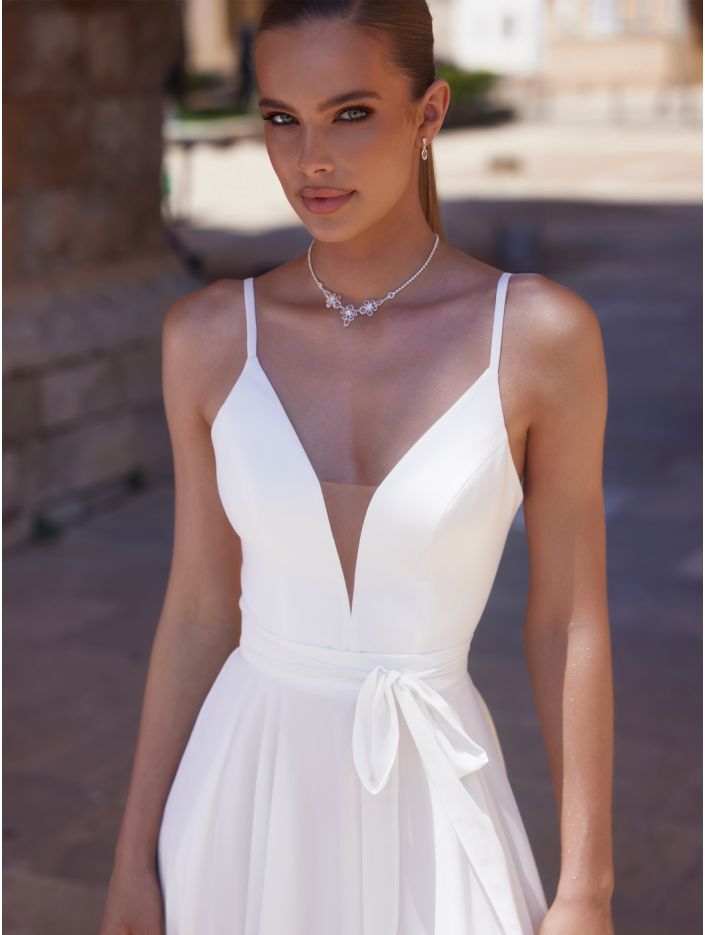 bianco evento-brautatelier ried-e461-top-korsage mit träger-ivory-vorne-2-min bianco evento-brautatelier ried-e461-top-korsage mit träger-ivory-vorne-2-min