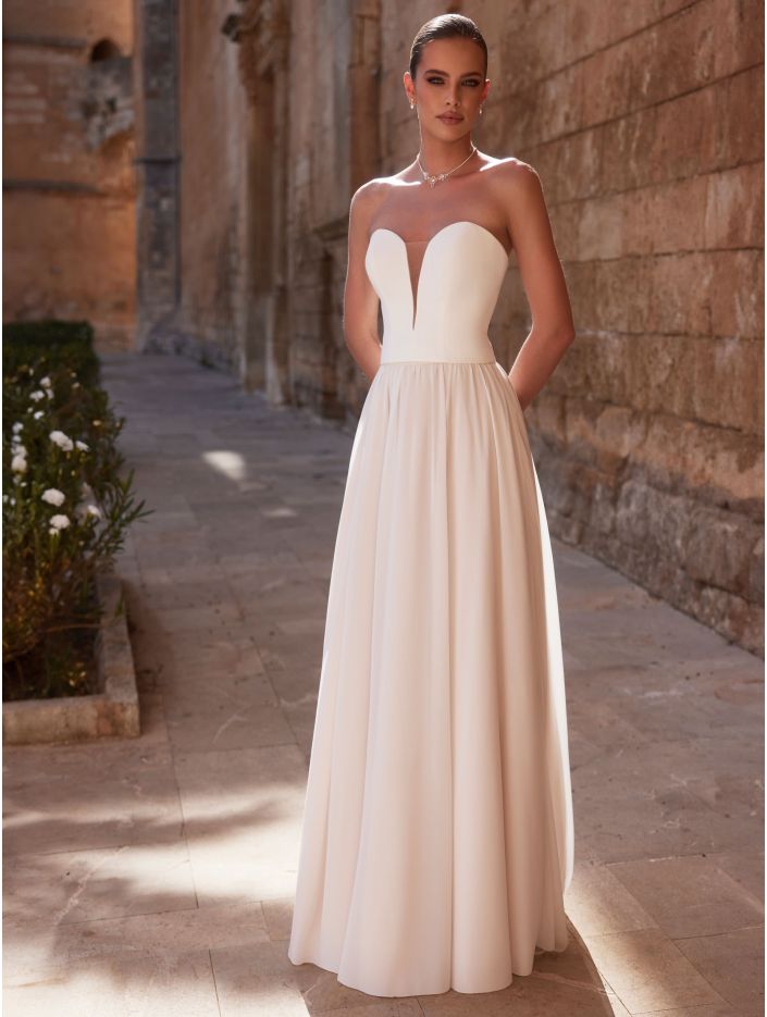 bianco evento-brautatelier ried-mirabella-rock- chiffon-schleppe-champagner-vorne-1-min bianco evento-brautatelier ried-mirabella-rock- chiffon-schleppe-champagner-vorne-1-min