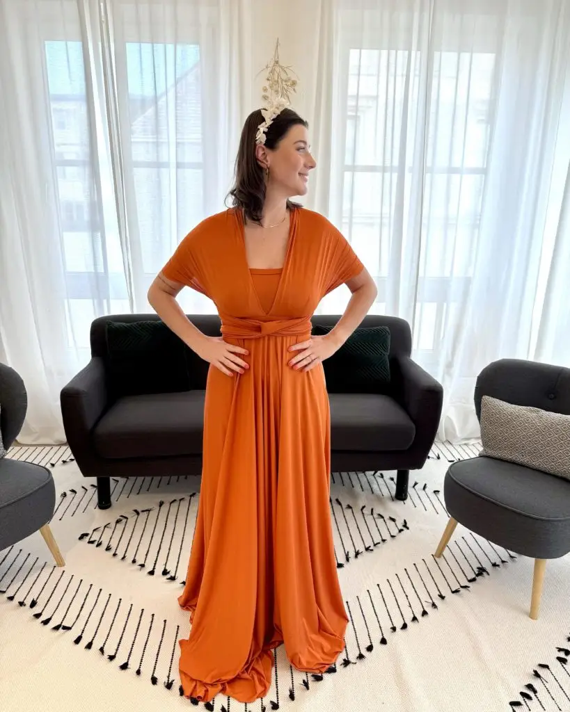 brautatelier-brautschwester-wickelkleid-flamingo-orange-vorne-1-min brautatelier-brautschwester-wickelkleid-flamingo-orange-vorne-1-min