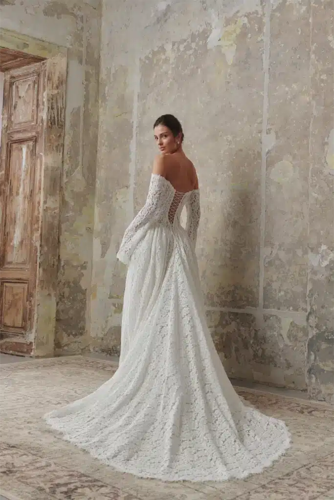 anna kara_brautatelier ried_francesca 2_boho_all-over spitze_aermel_herzausschnitt_ivory_ruecken_1 anna kara_brautatelier ried_francesca 2_boho_all-over spitze_aermel_herzausschnitt_ivory_ruecken_1