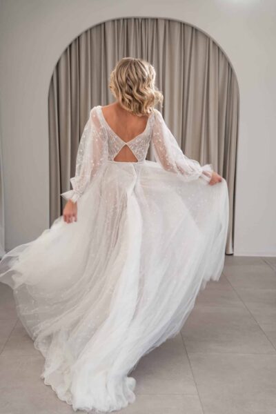 fan xia-brautatelier ried-tessa-rock-allover spitze-perlen-tuell-ivory-nude-ruecken-1 fan xia-brautatelier ried-tessa-rock-allover spitze-perlen-tuell-ivory-nude-ruecken-1
